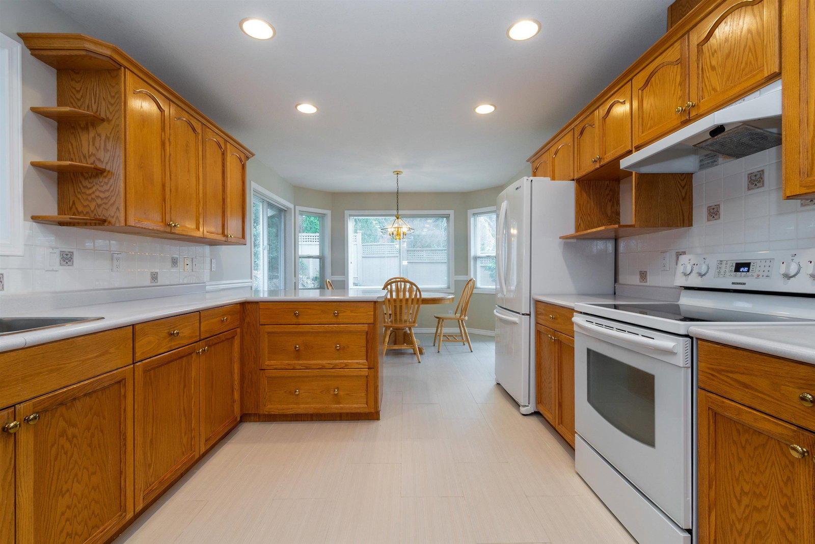 Listing Image 16