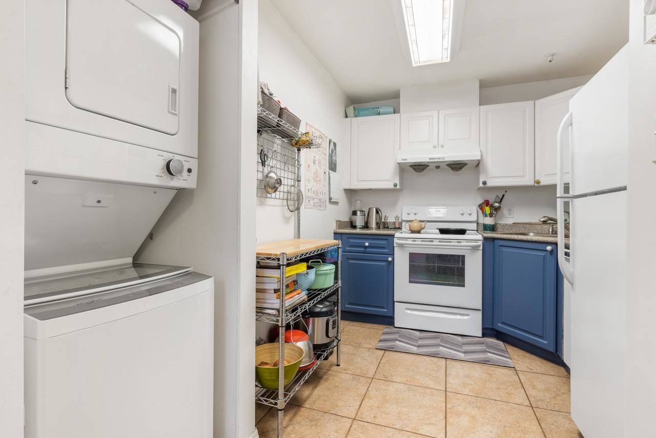 Listing Image 15