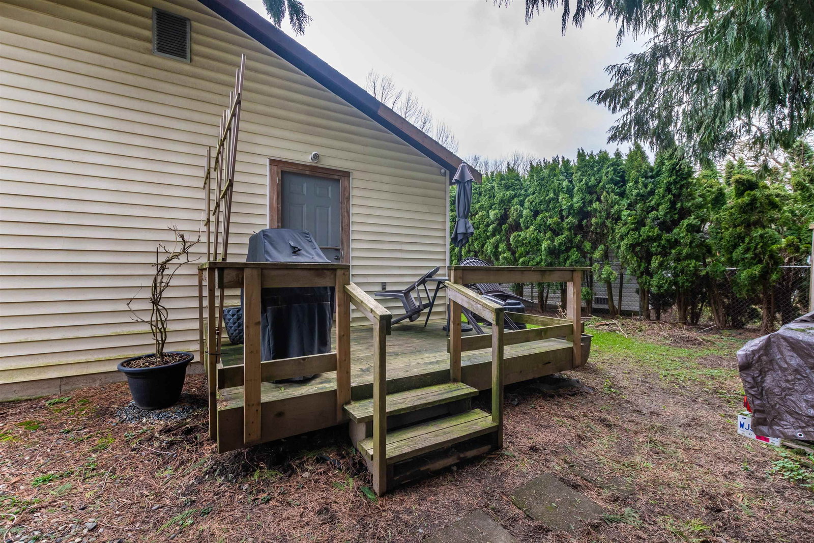 Listing Image 16
