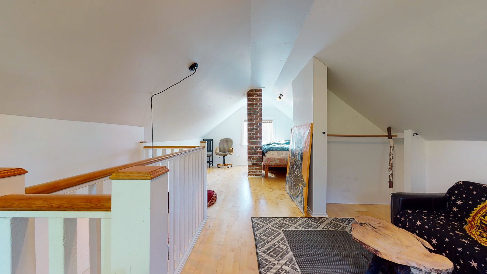 Listing Image 16