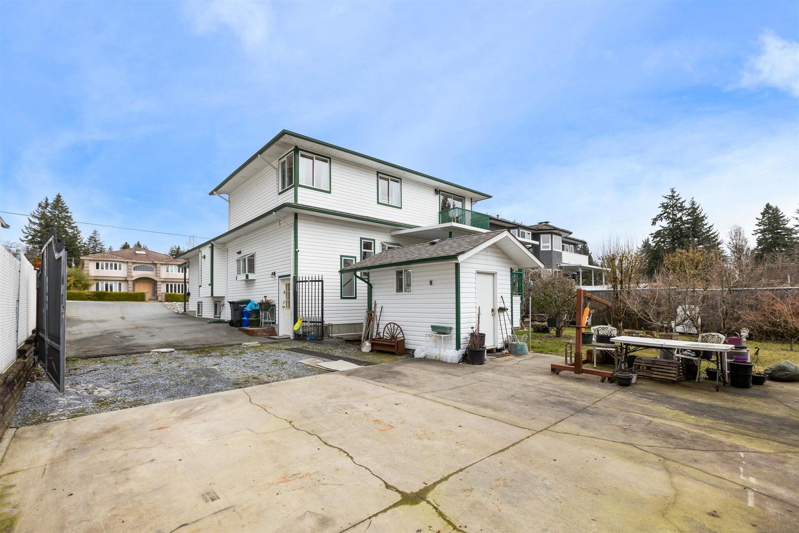 Listing Image 9