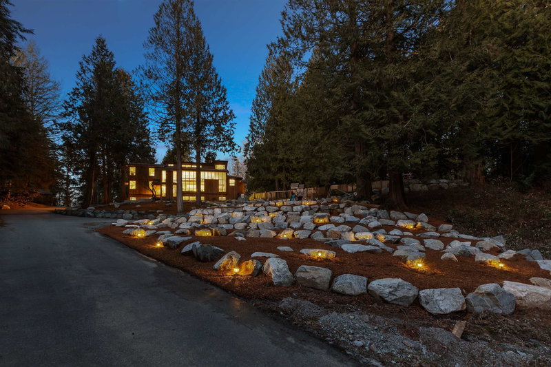 25011 Ferguson Avenue, Maple Ridge, V2W 1H4 | Image 2