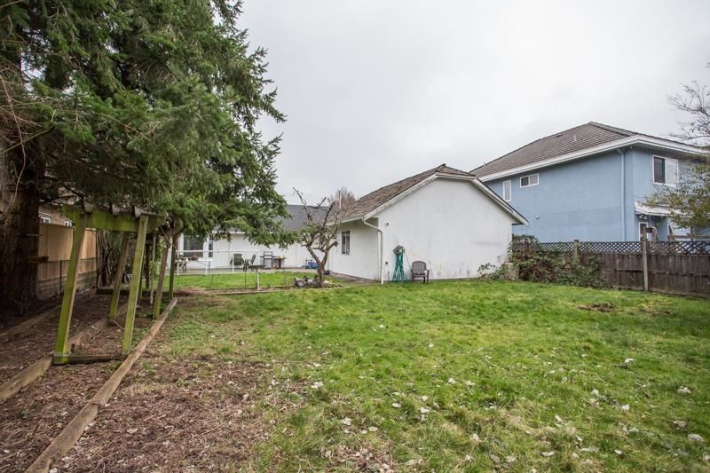 Listing Image 6