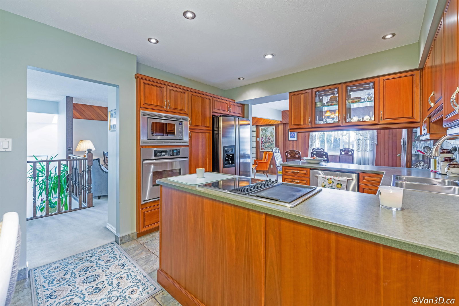 Listing Image 10