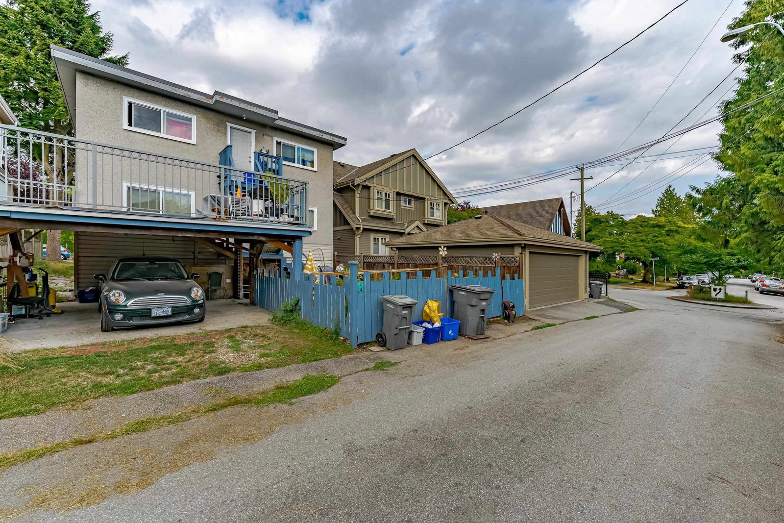 Listing Image 6