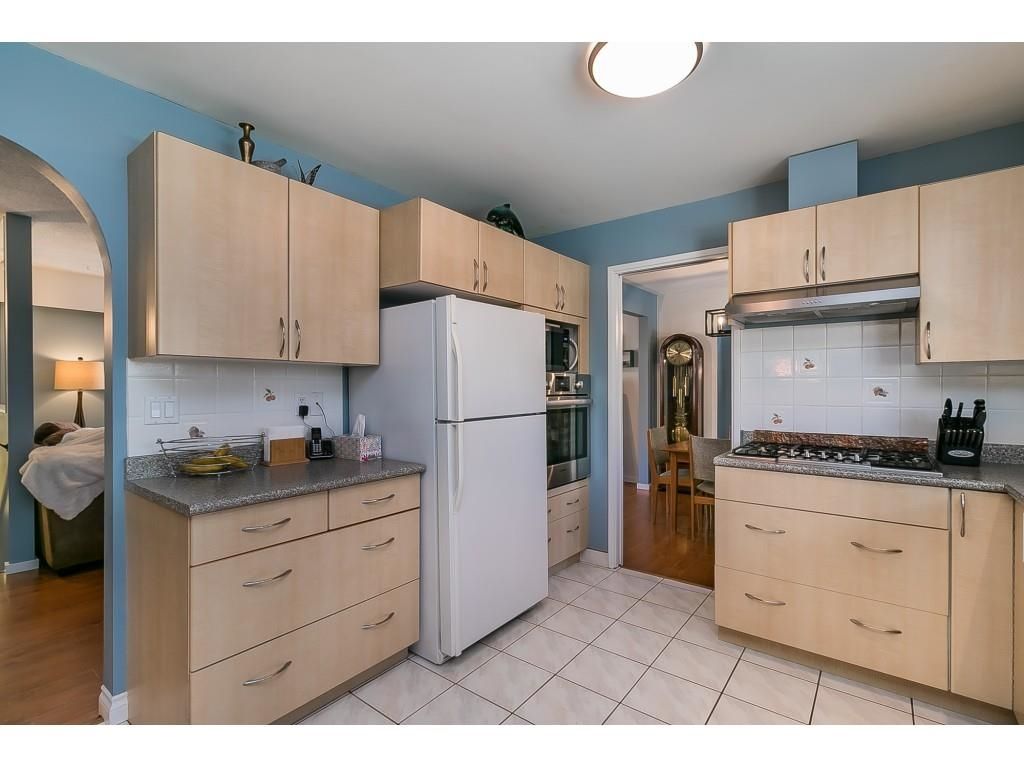 Listing Image 13