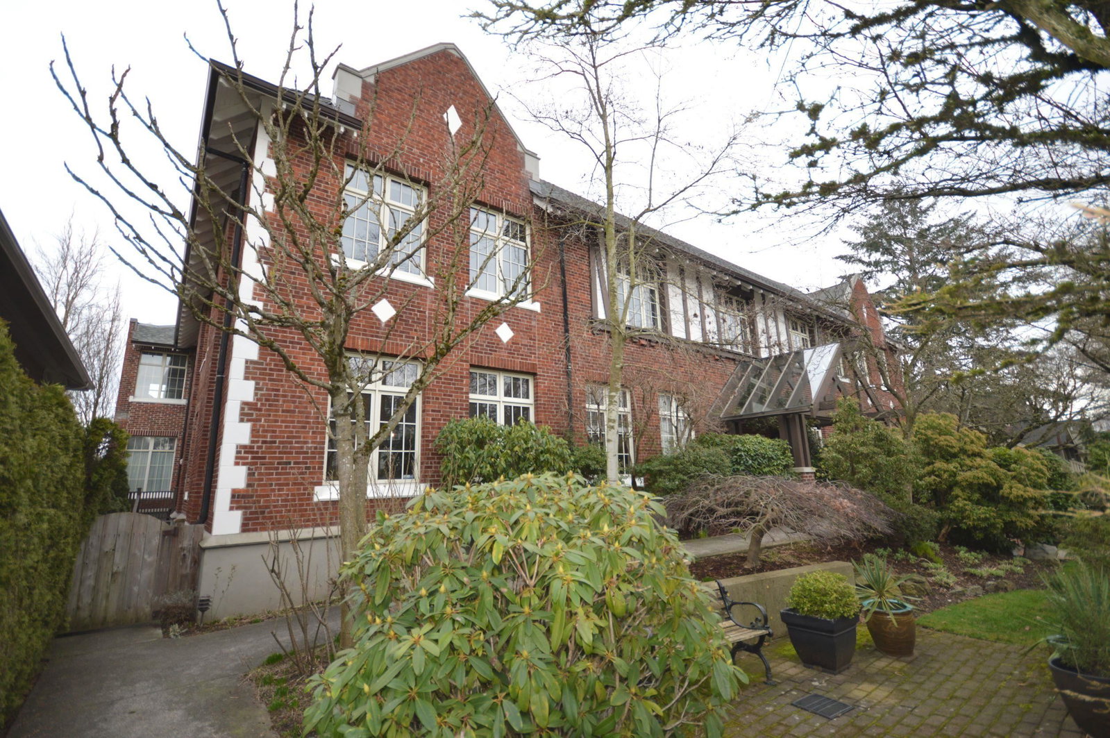Listing Image 19