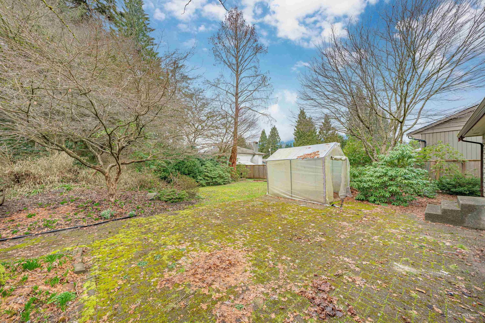 Listing Image 16