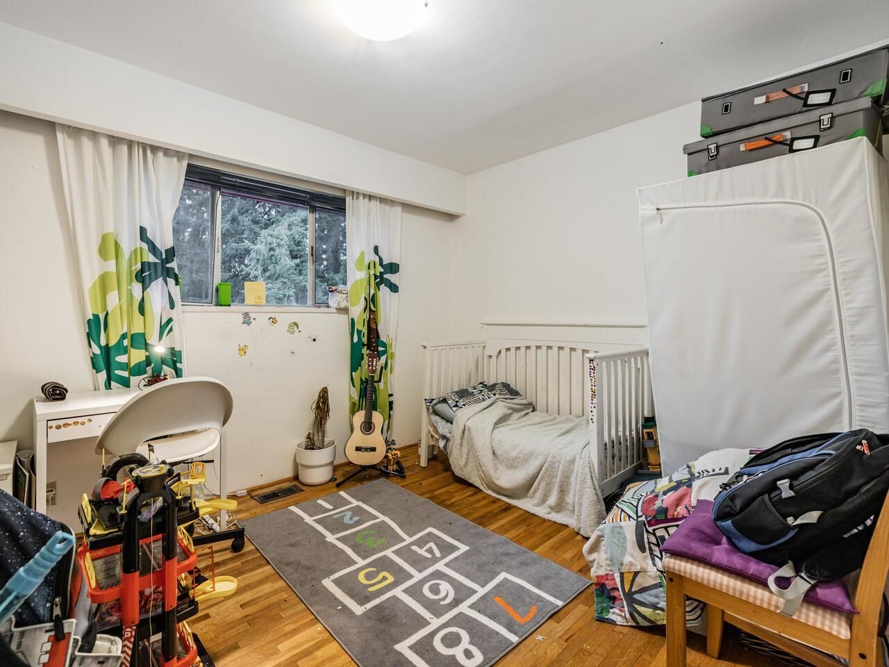 Listing Image 8