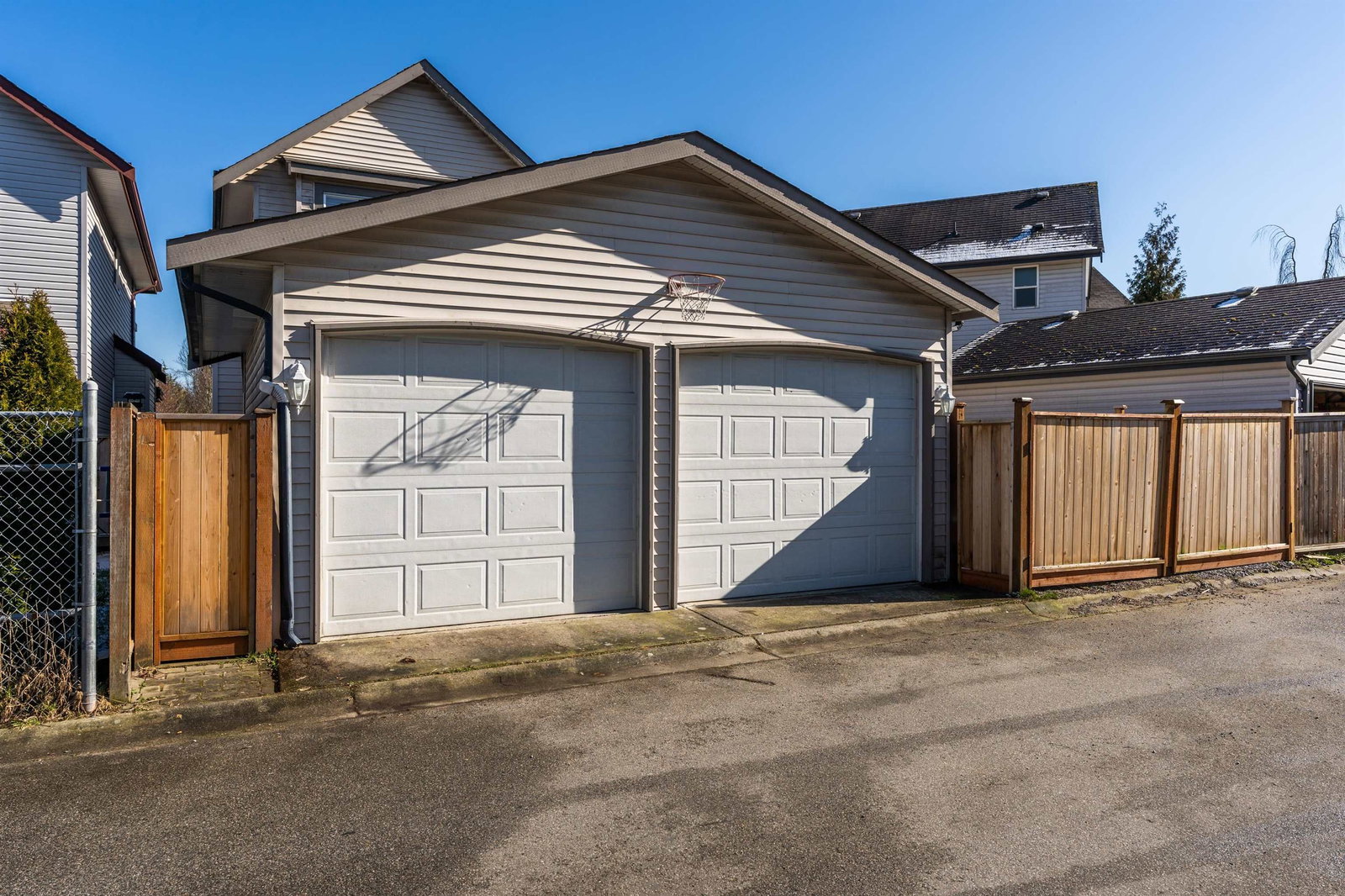 Listing Image 32