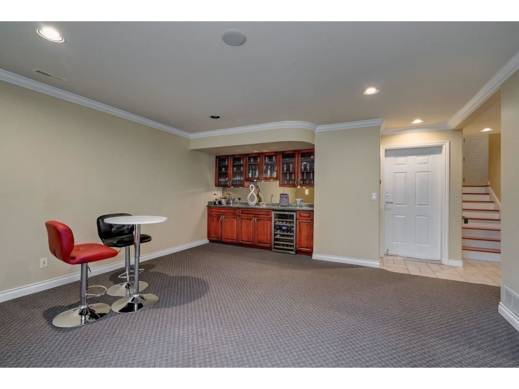 Listing Image 34