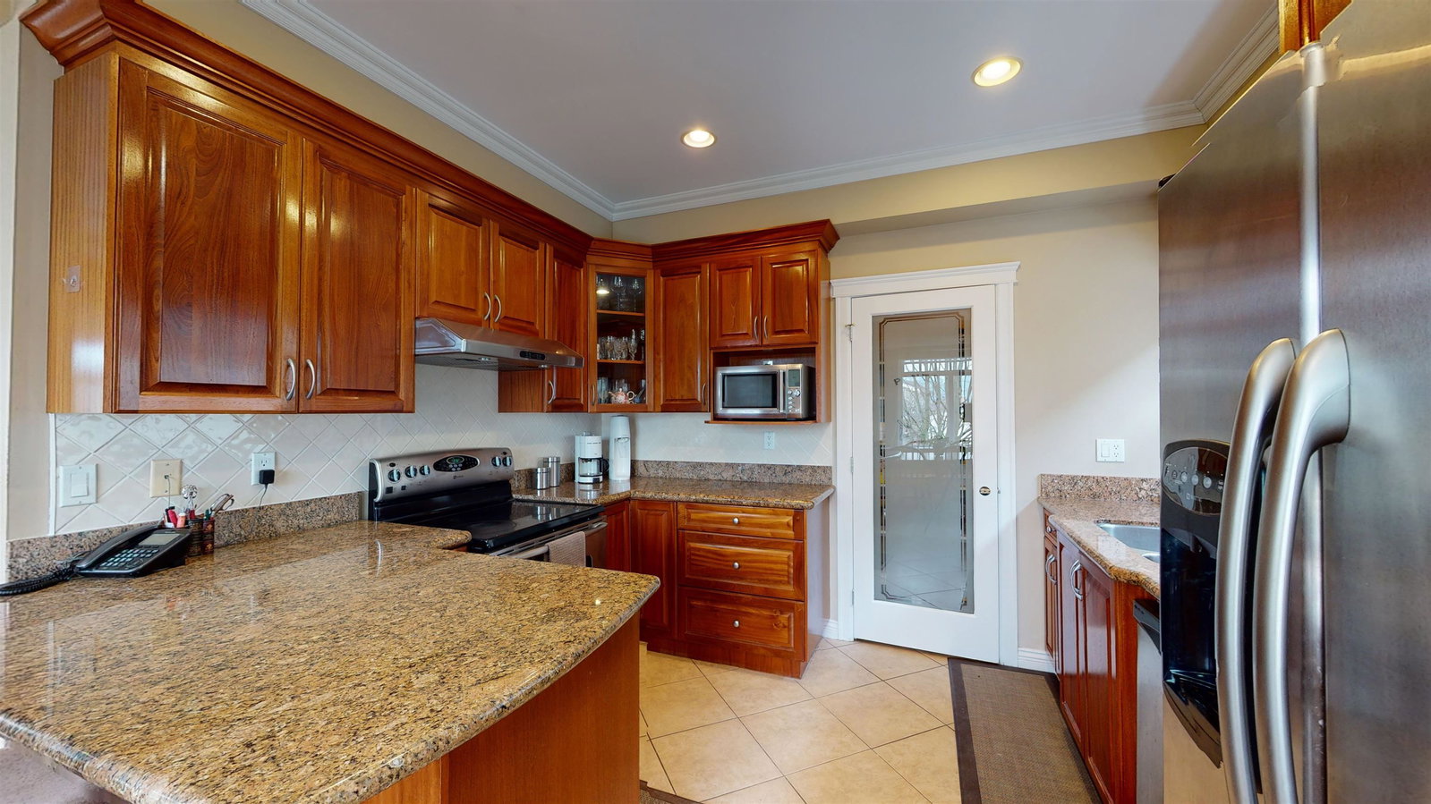 Listing Image 10
