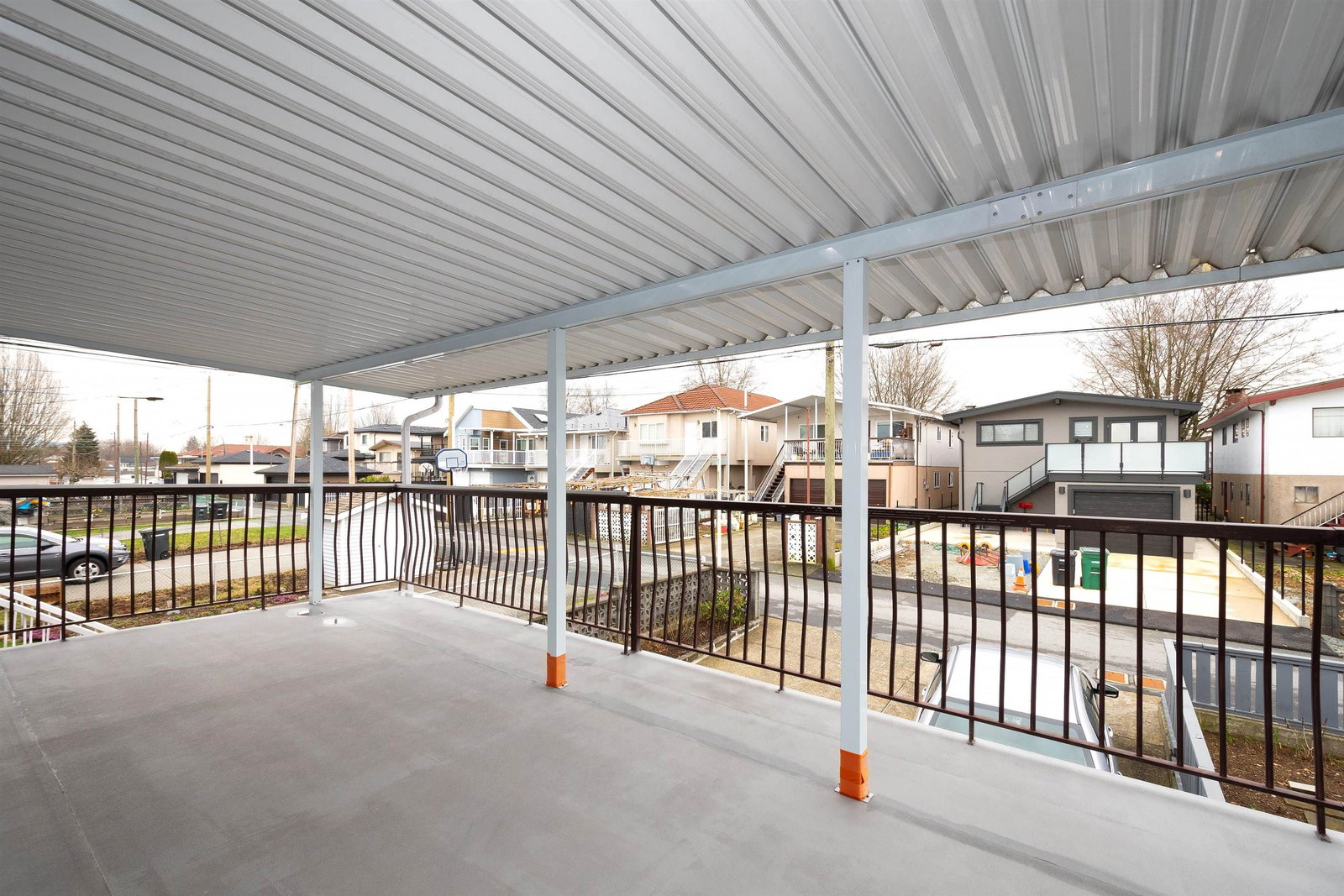 Listing Image 10