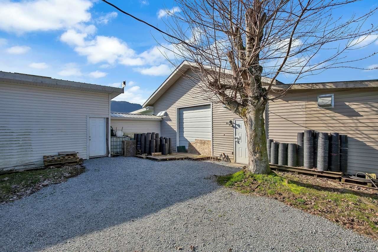 Listing Image 8