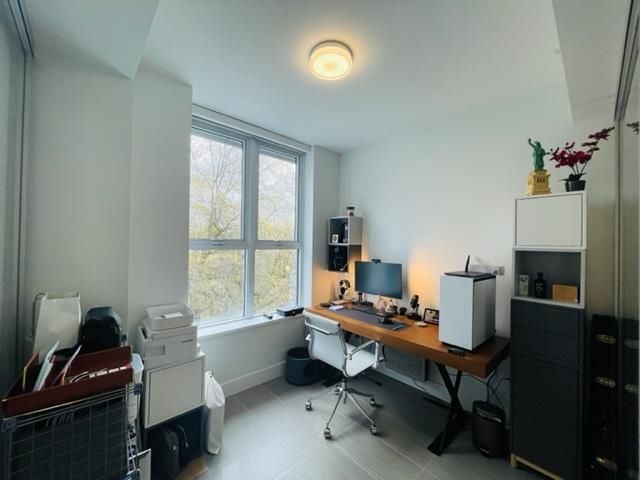 Listing Image 25