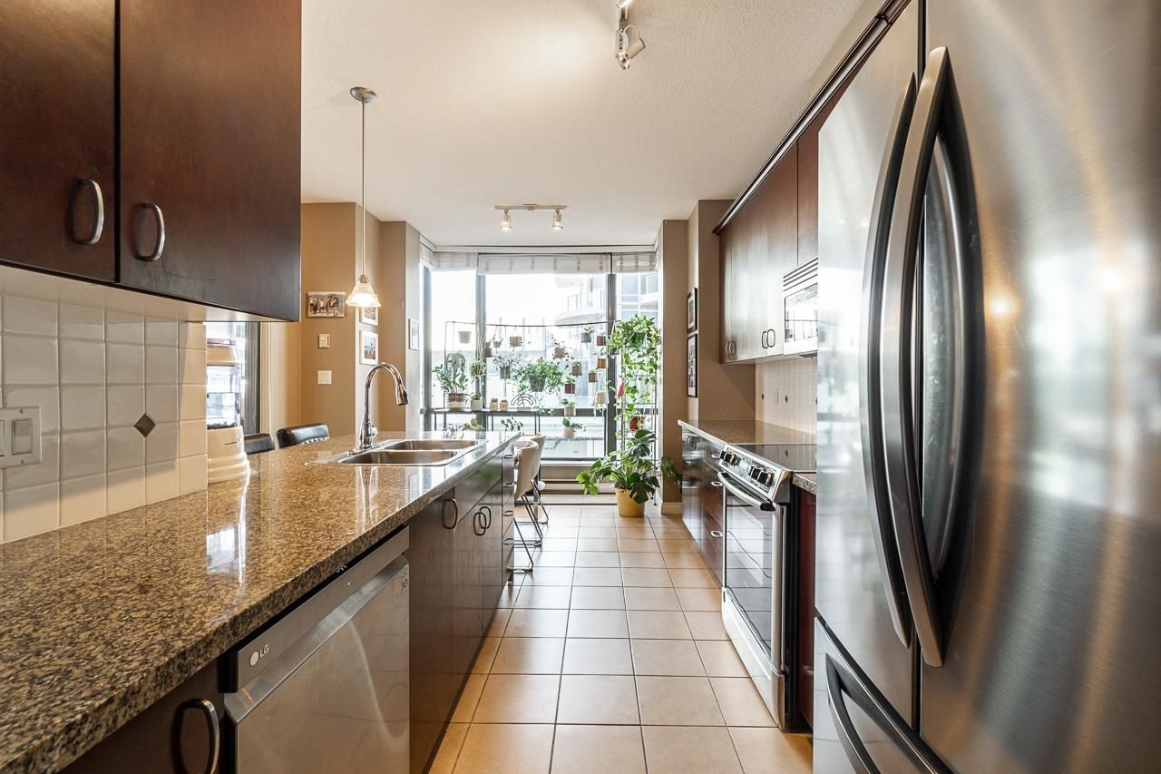 Listing Image 11