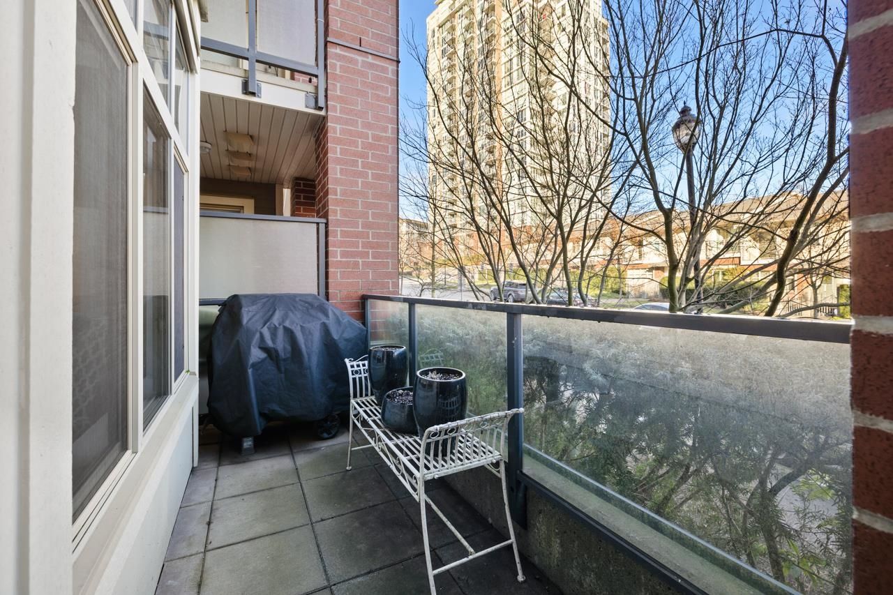 Listing Image 19