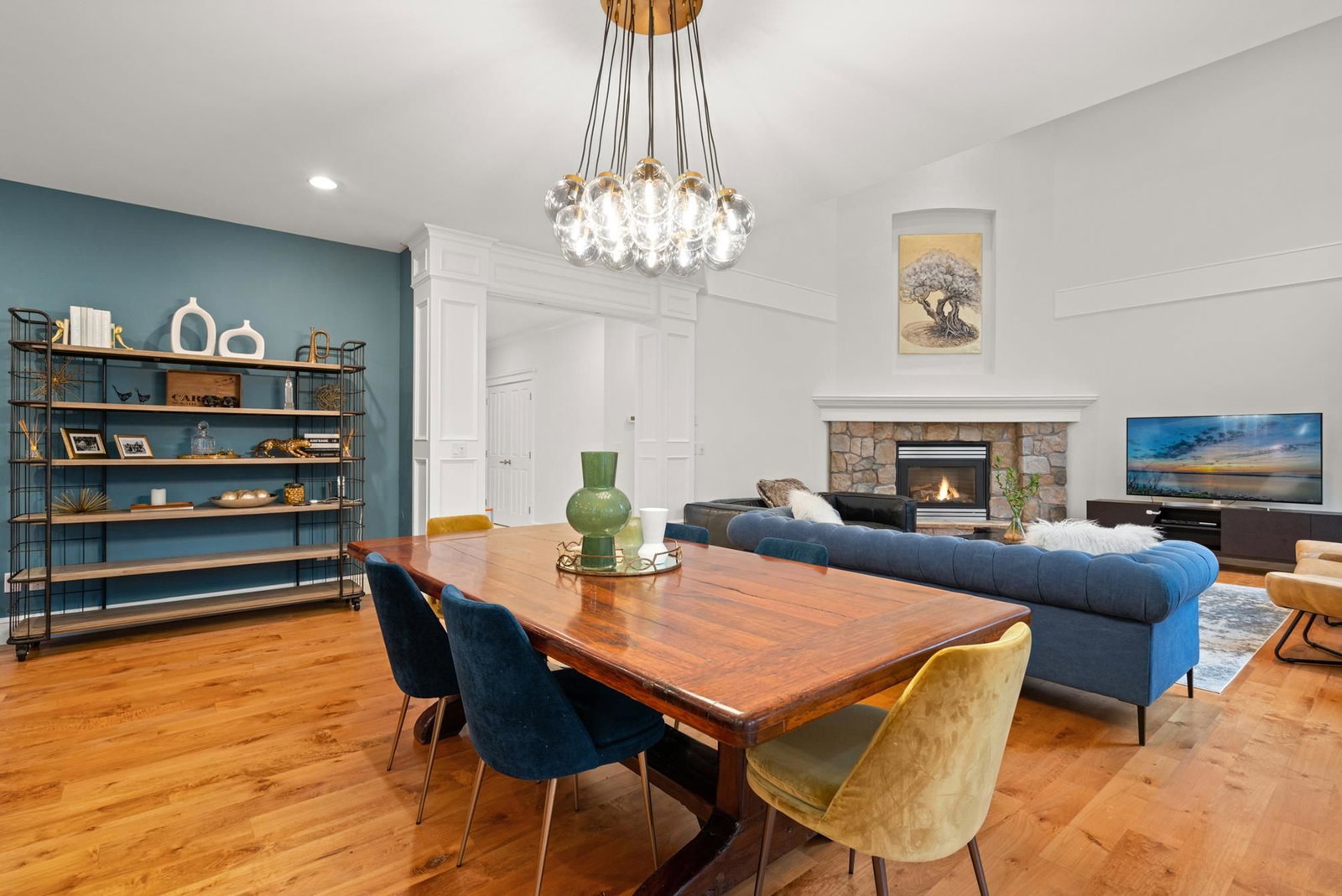 Listing Image 10