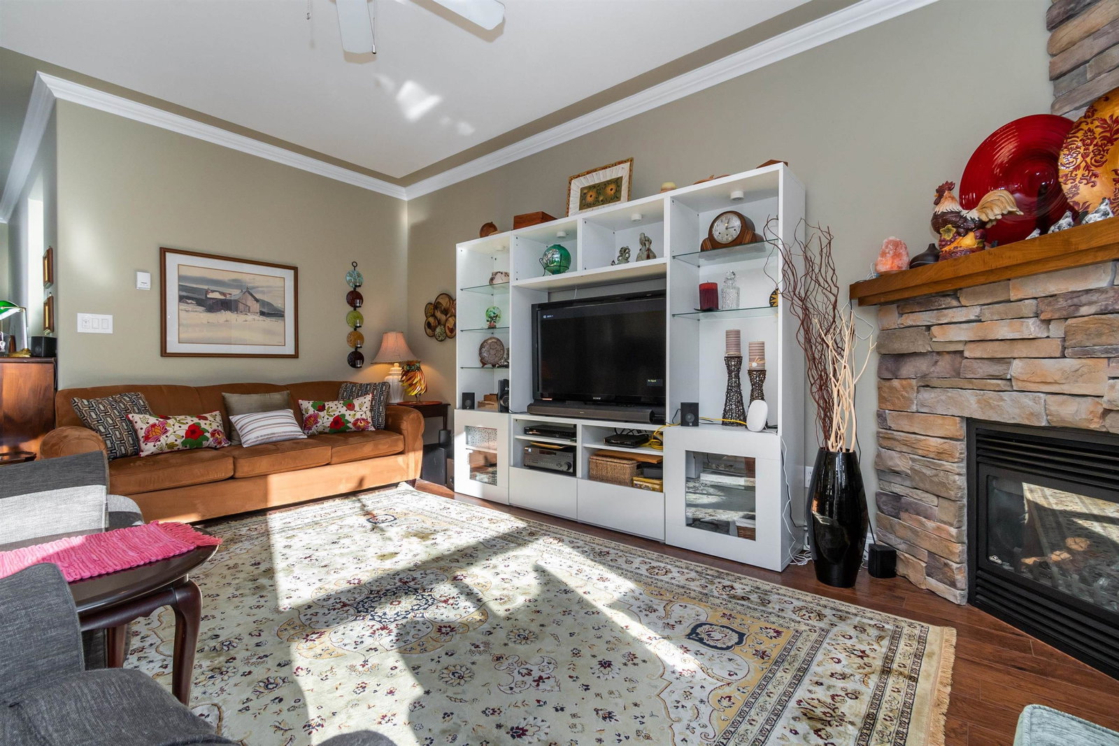 Listing Image 14