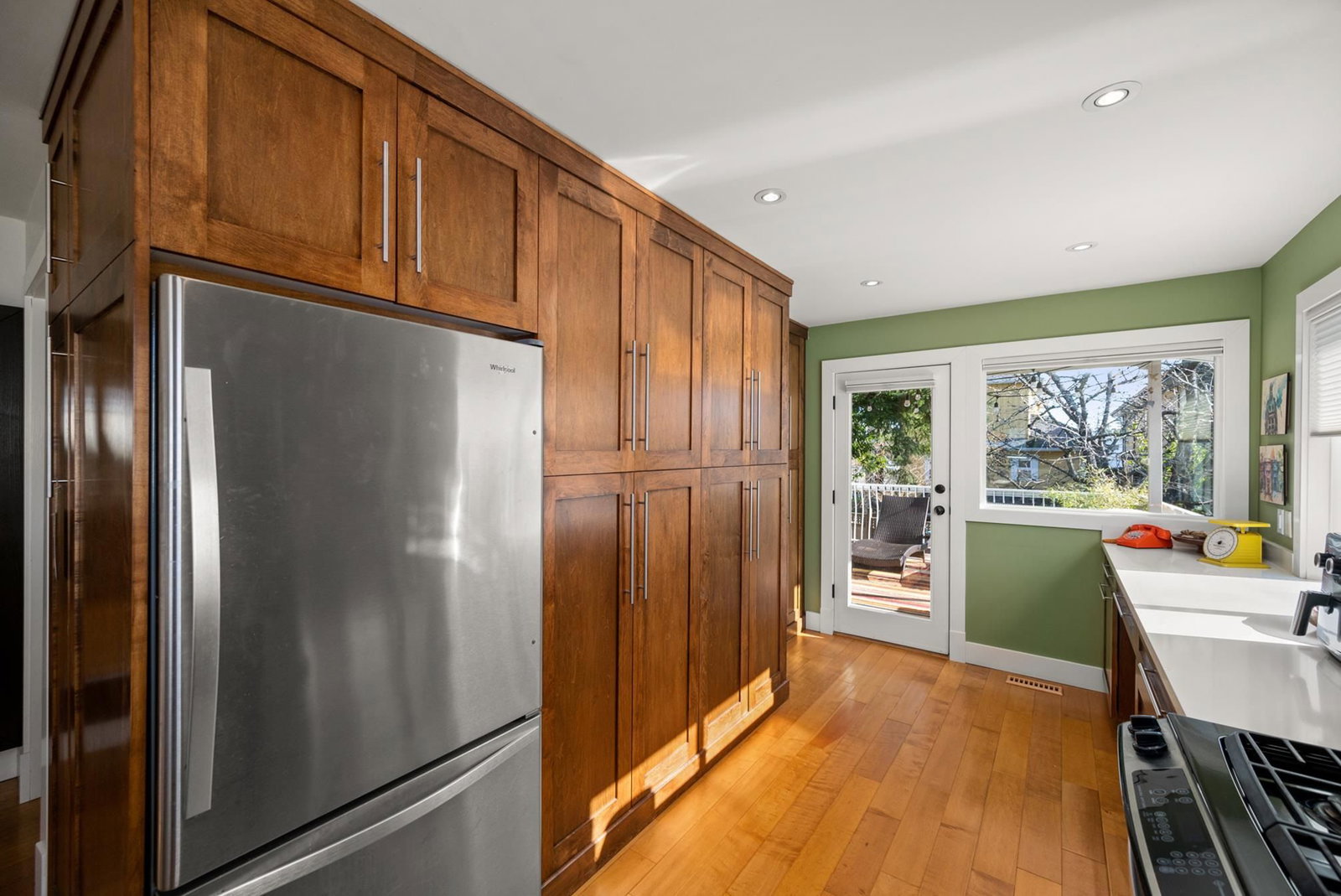 Listing Image 14