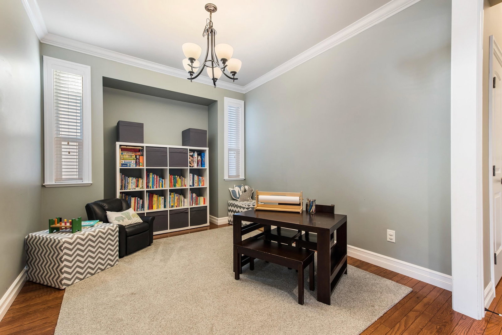 Listing Image 12