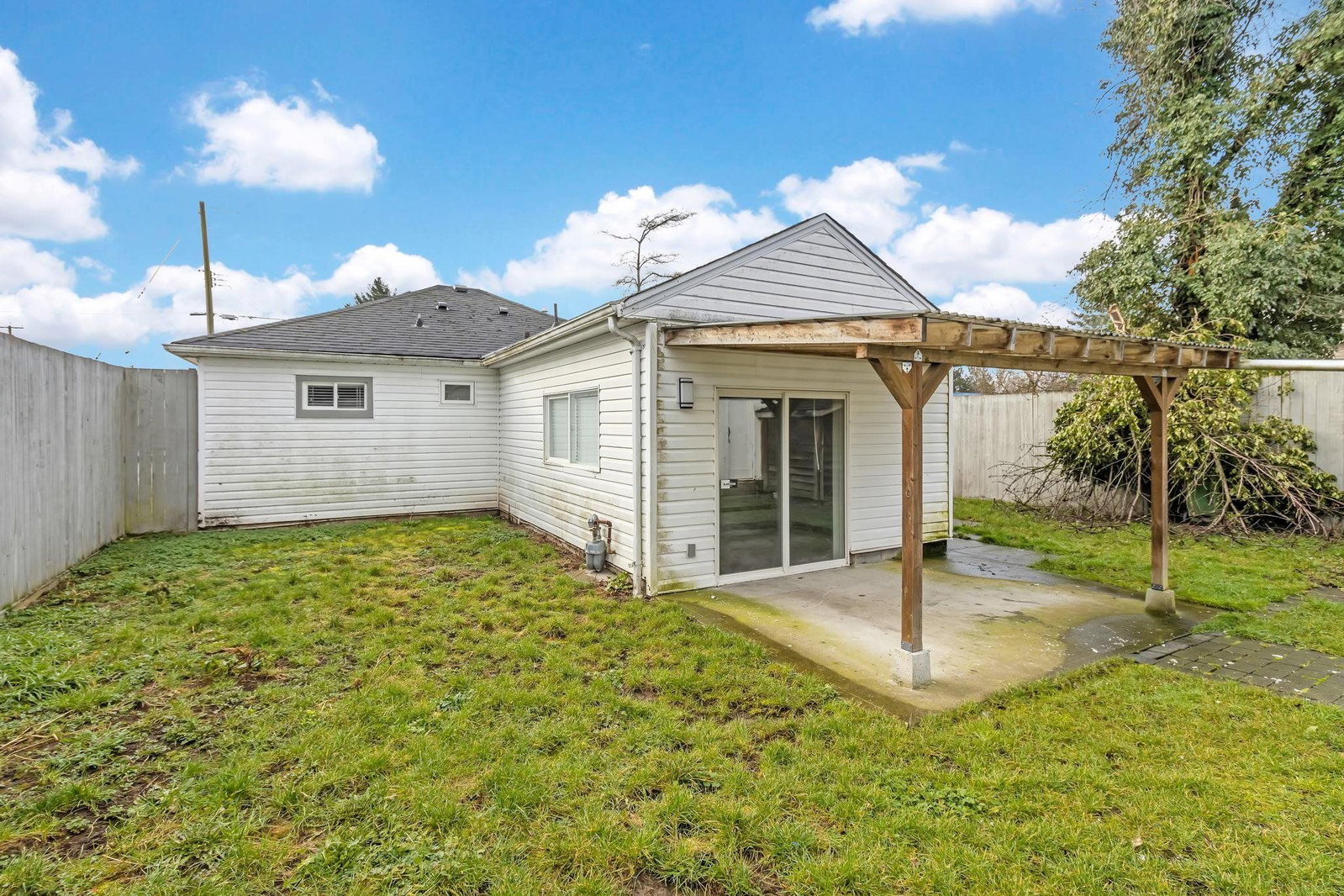 Listing Image 13