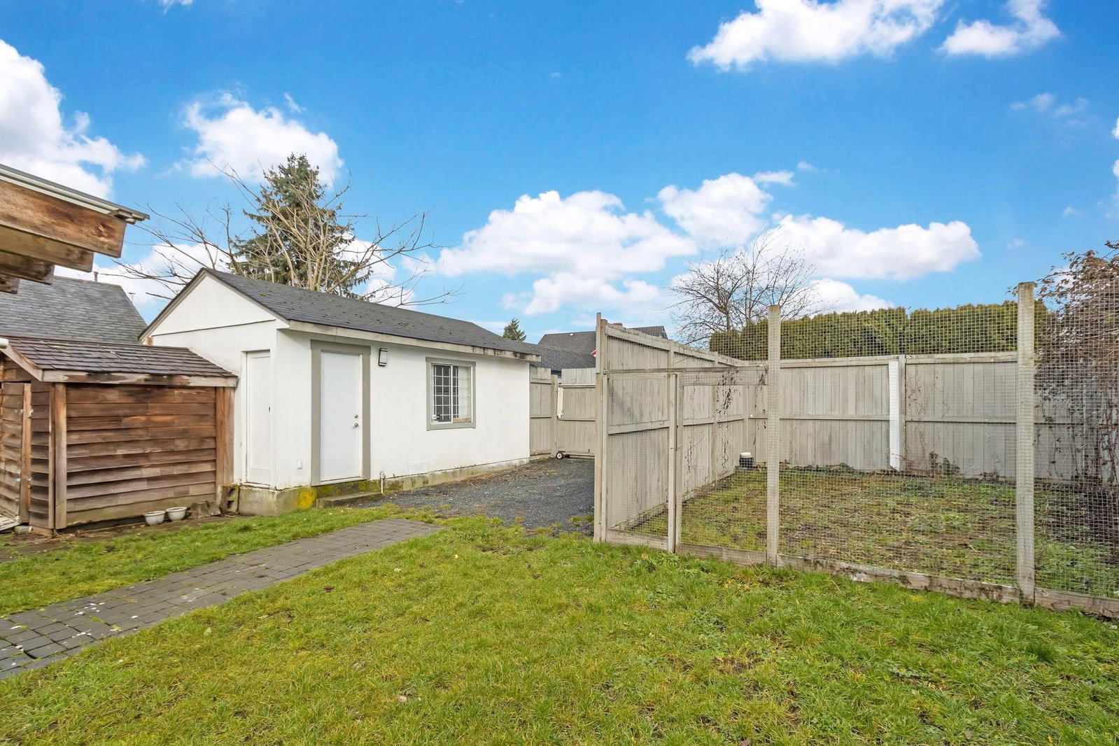 Listing Image 14