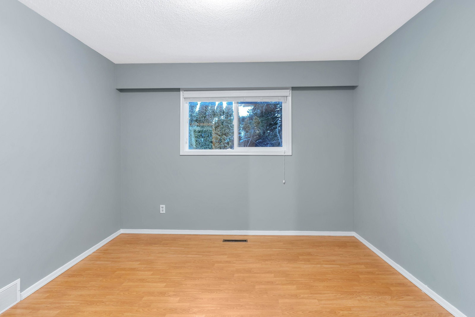 Listing Image 26