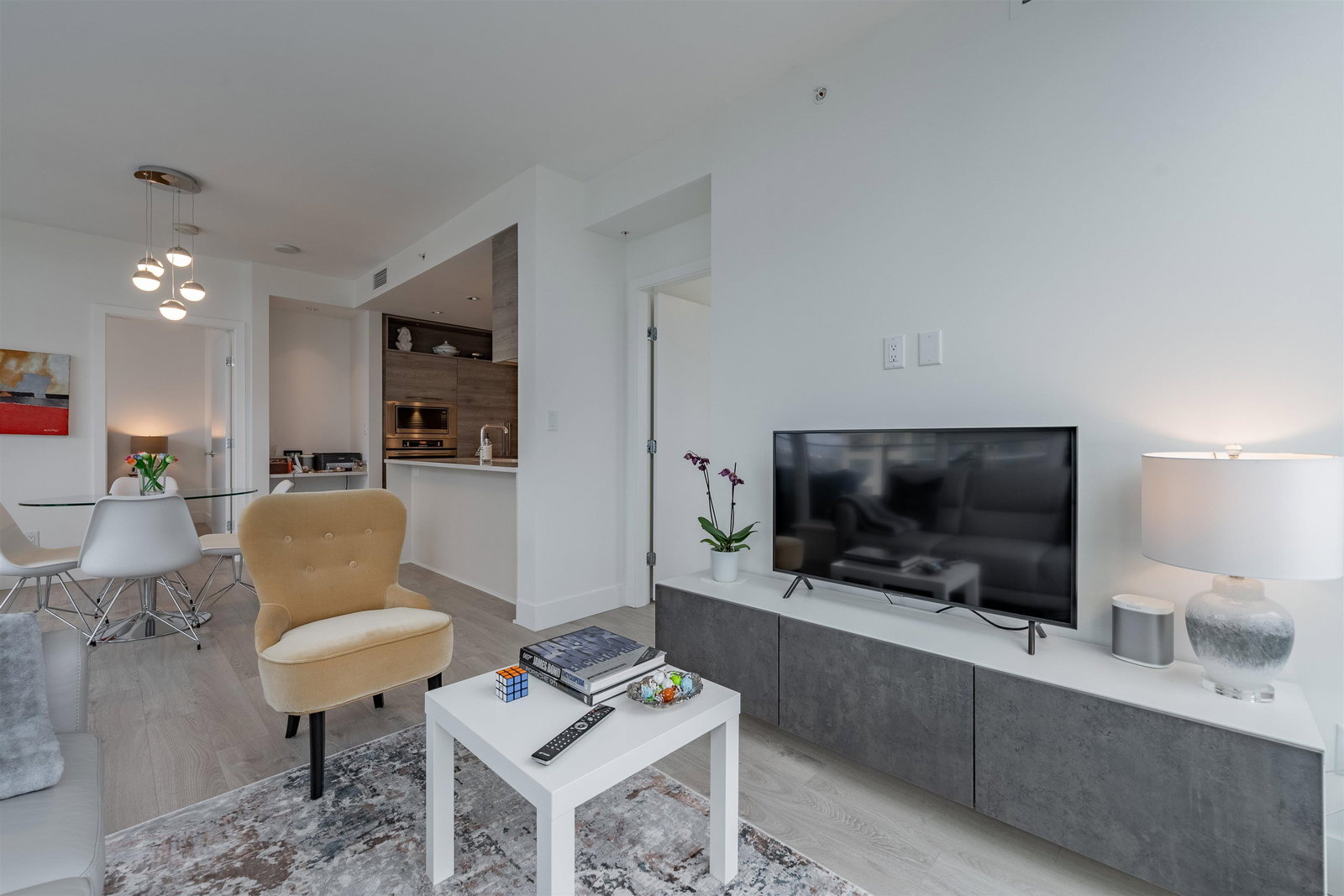 Listing Image 15