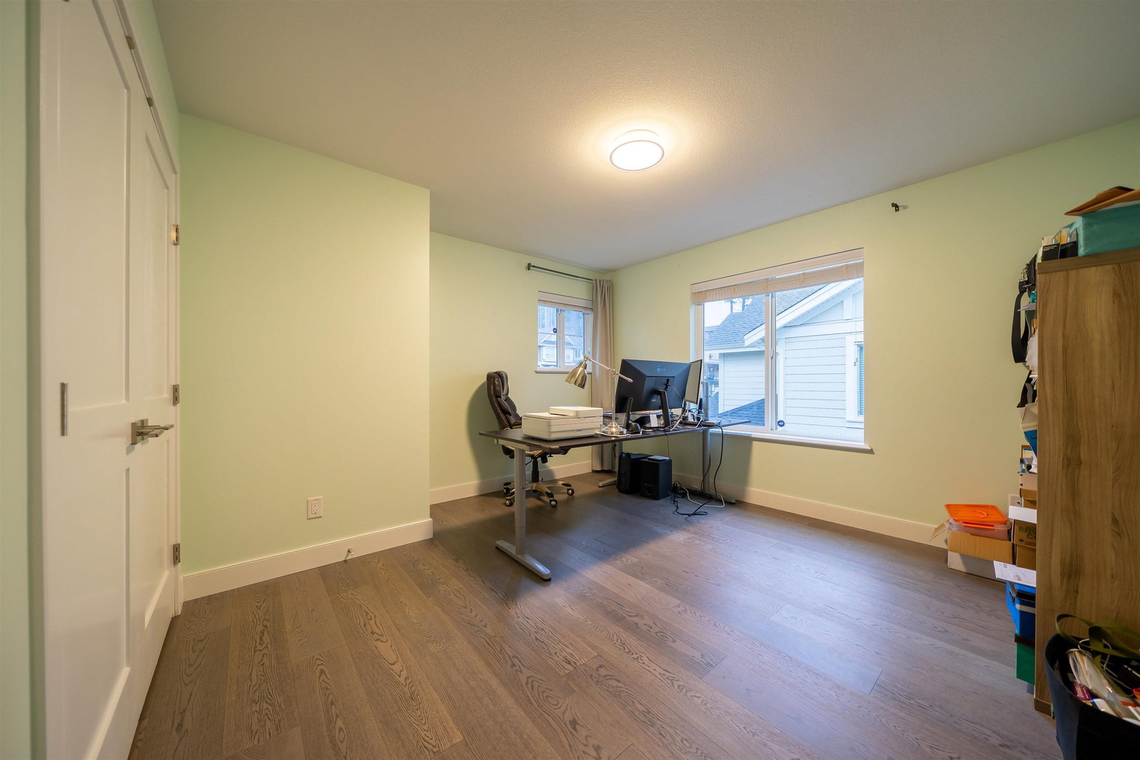 Listing Image 18
