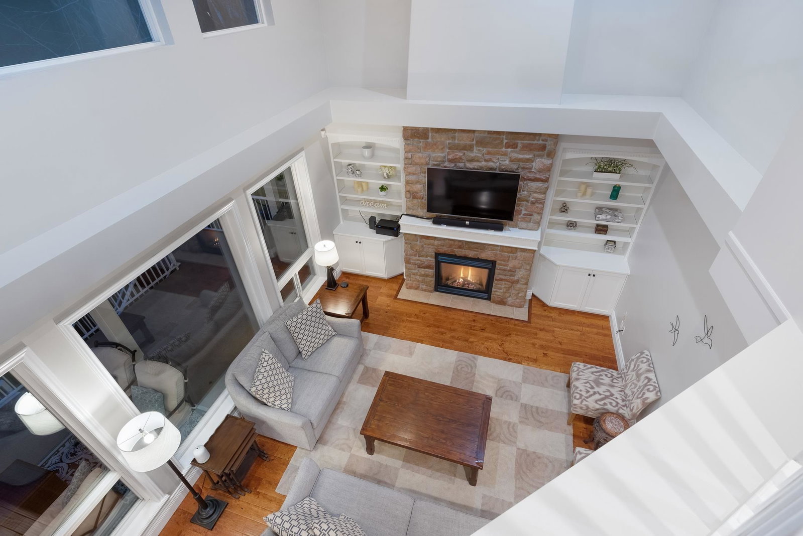 Listing Image 19