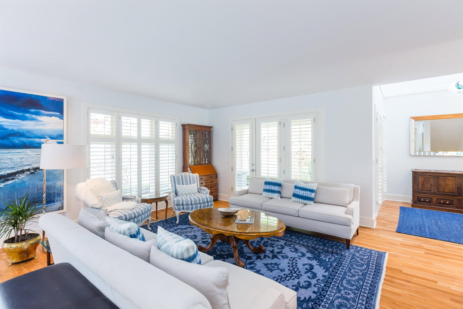 Listing Image 12