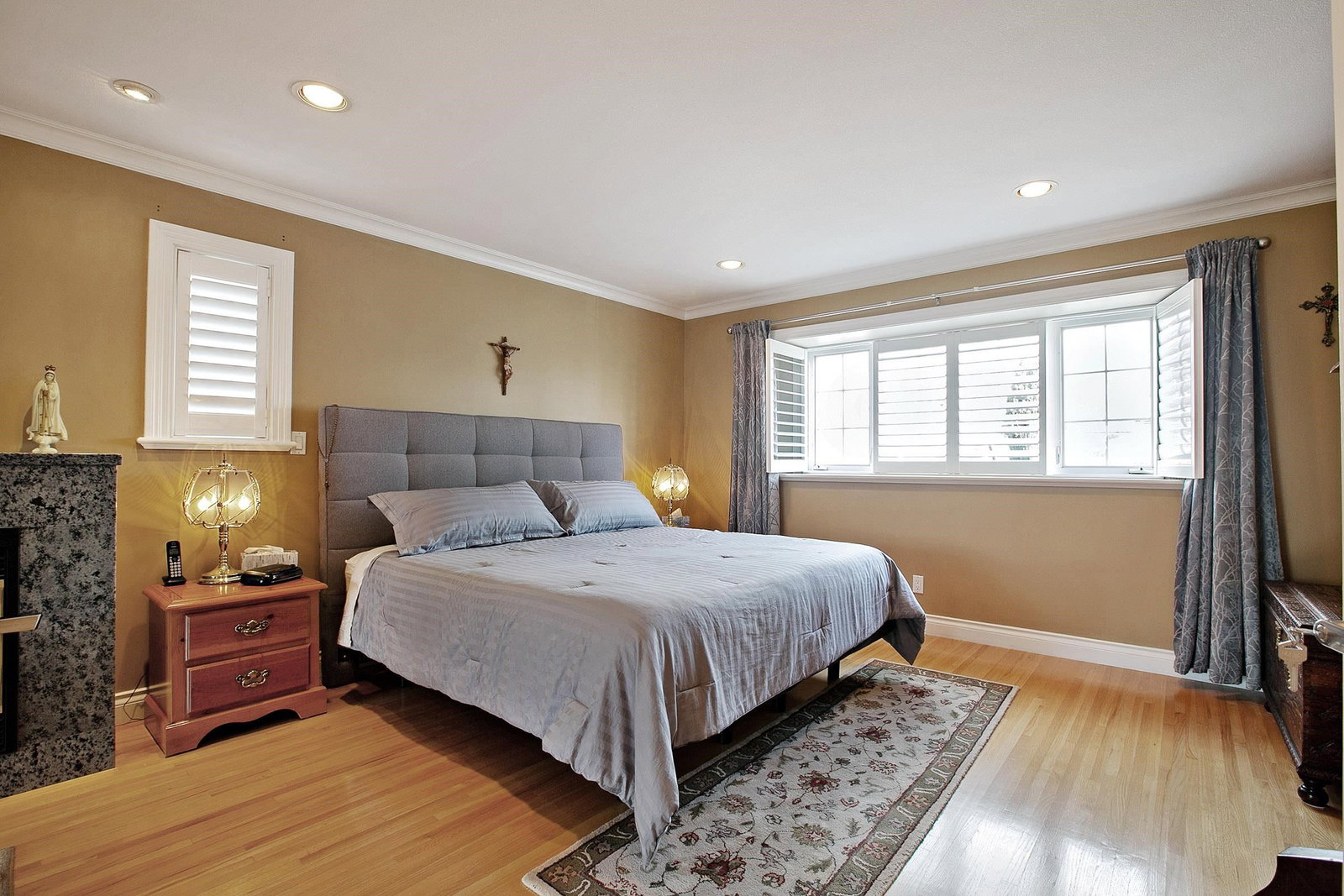 Listing Image 19
