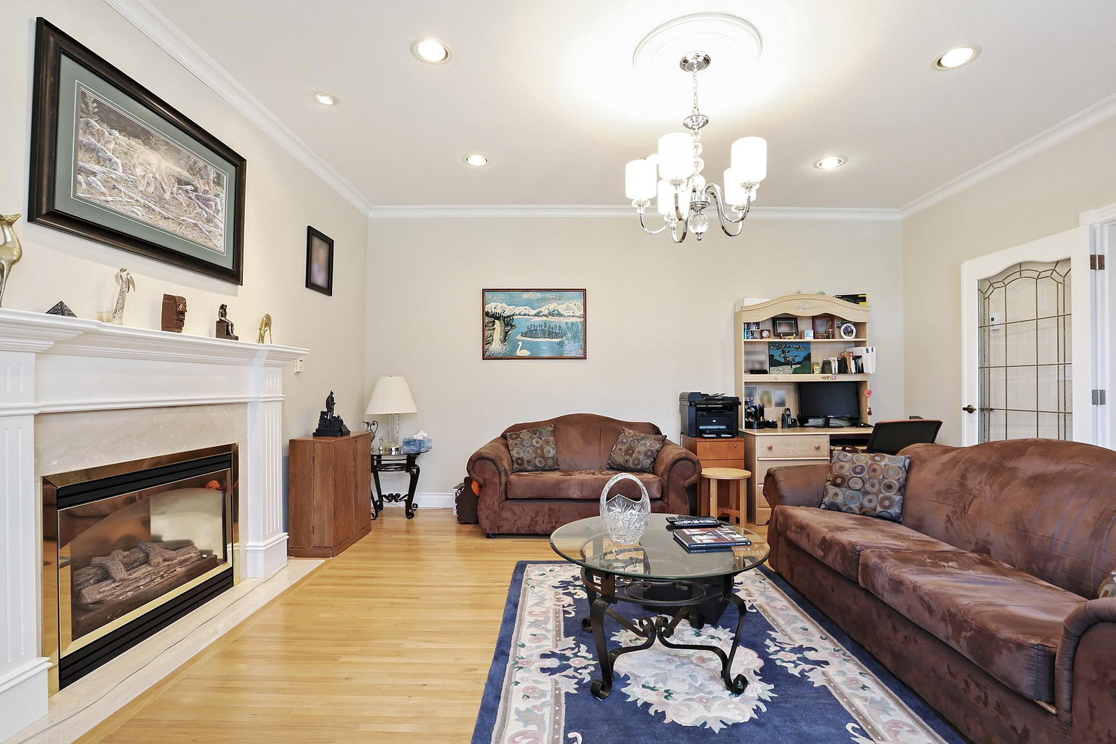 Listing Image 5