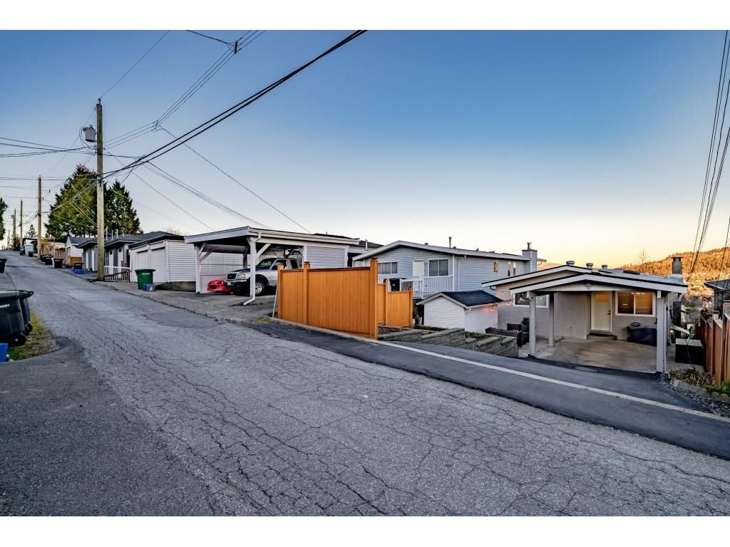 Listing Image 40