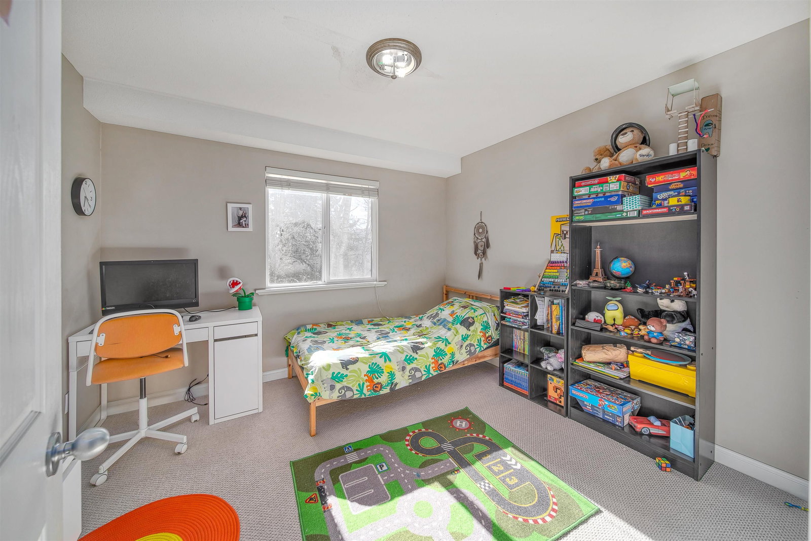 Listing Image 14
