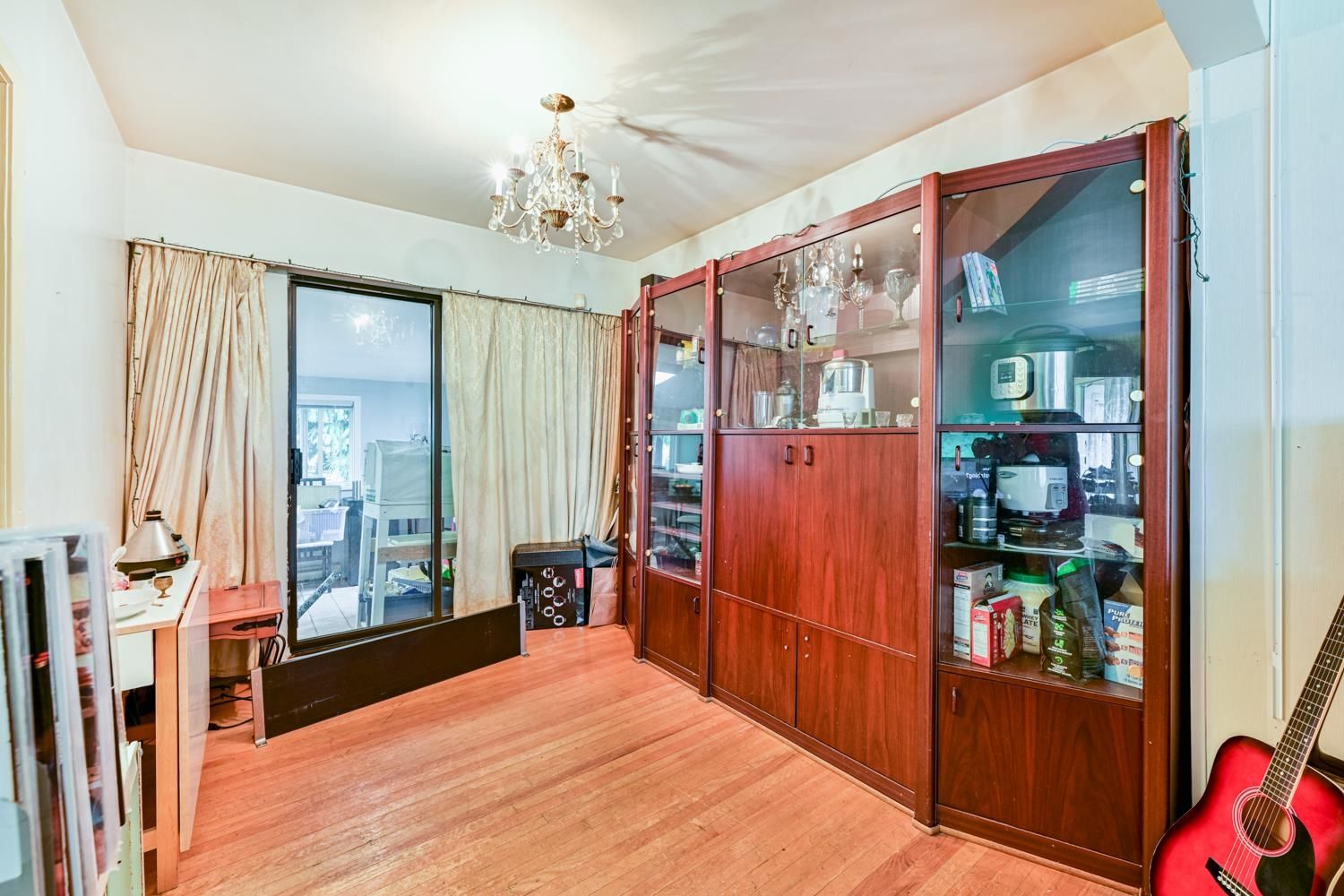 Listing Image 11