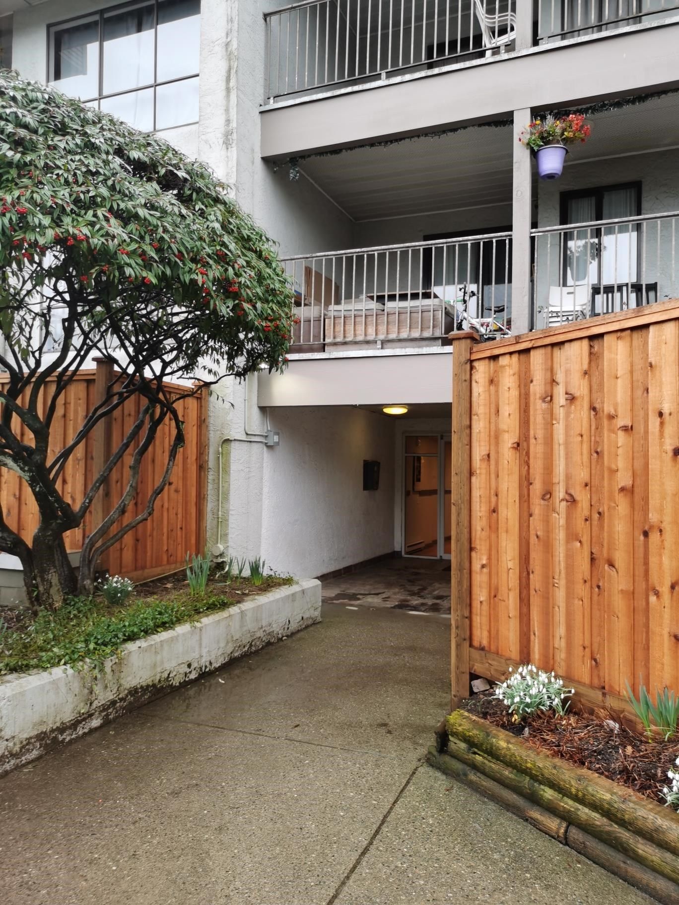 Listing Image 18