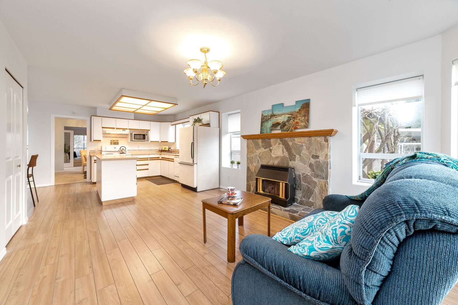 Listing Image 15