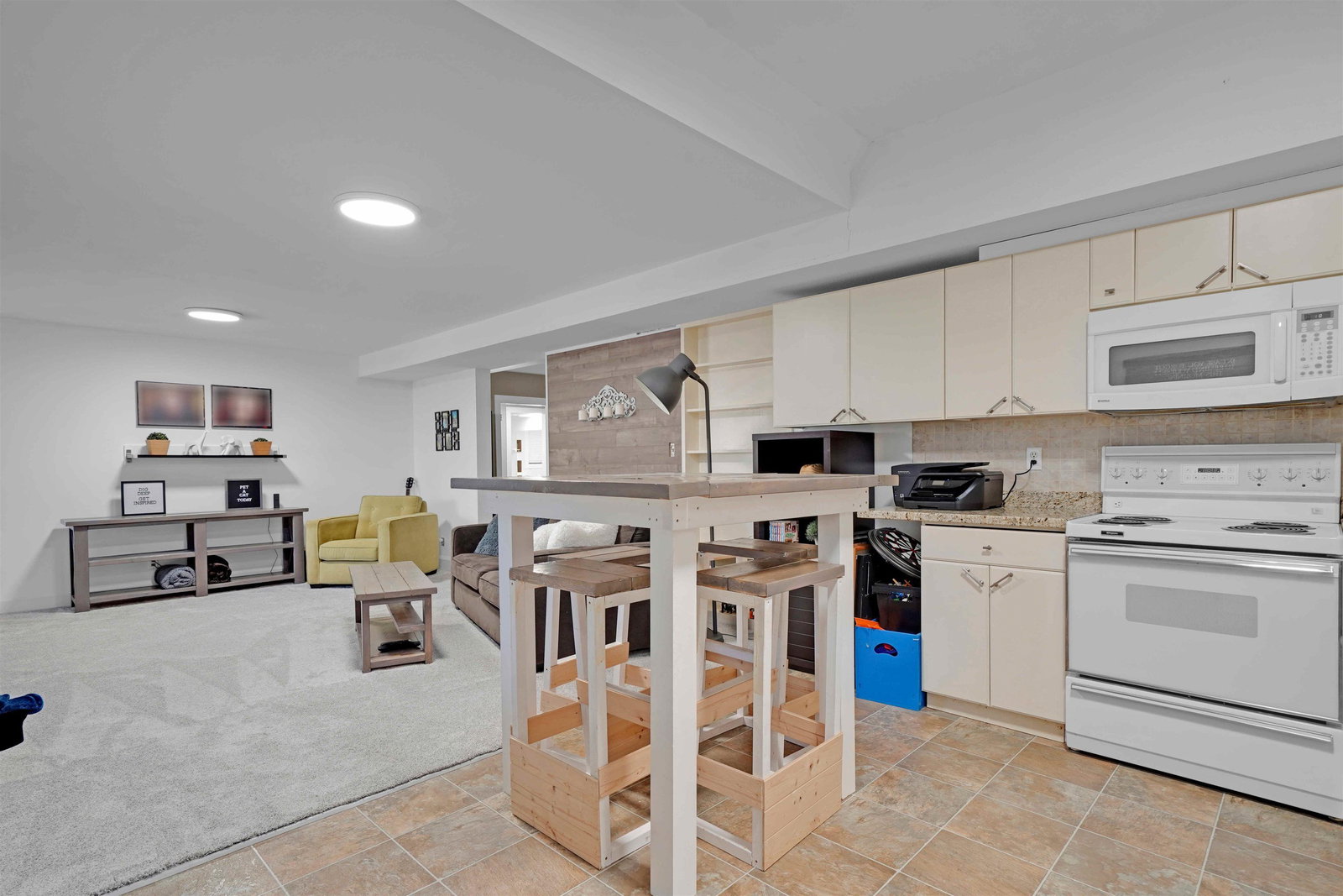 Listing Image 22