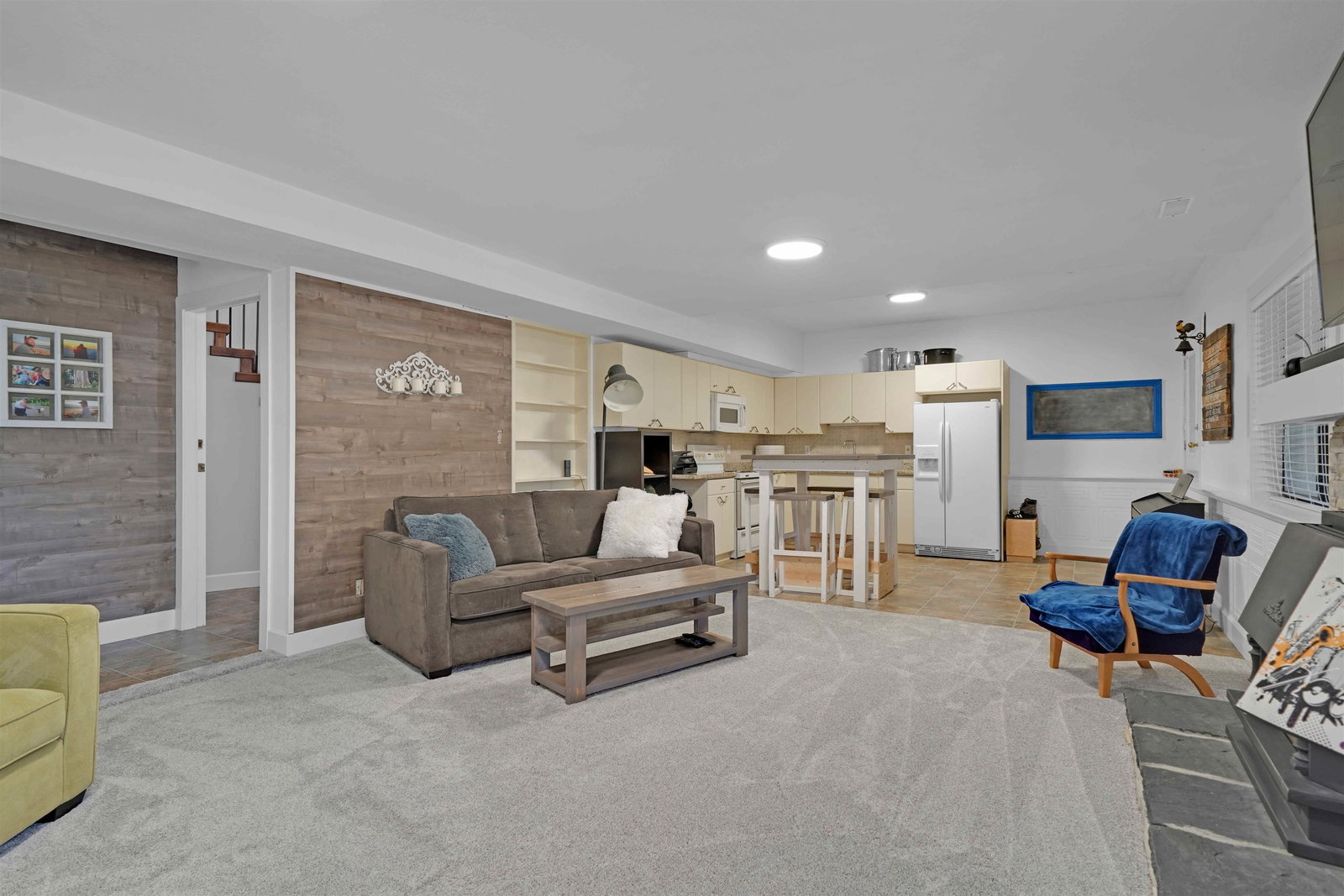 Listing Image 23