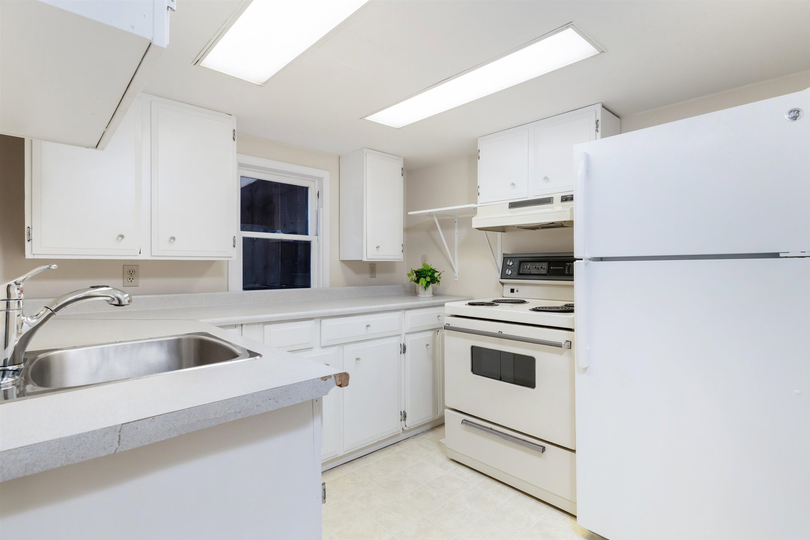 Listing Image 28