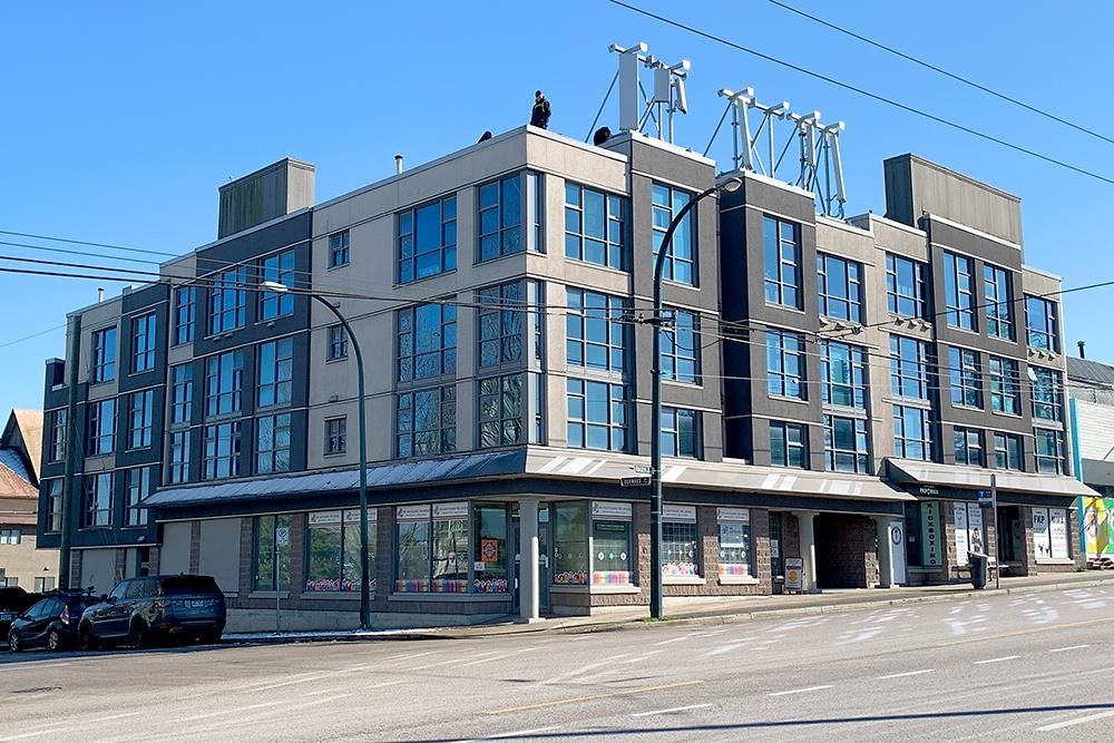 Listing Image 1