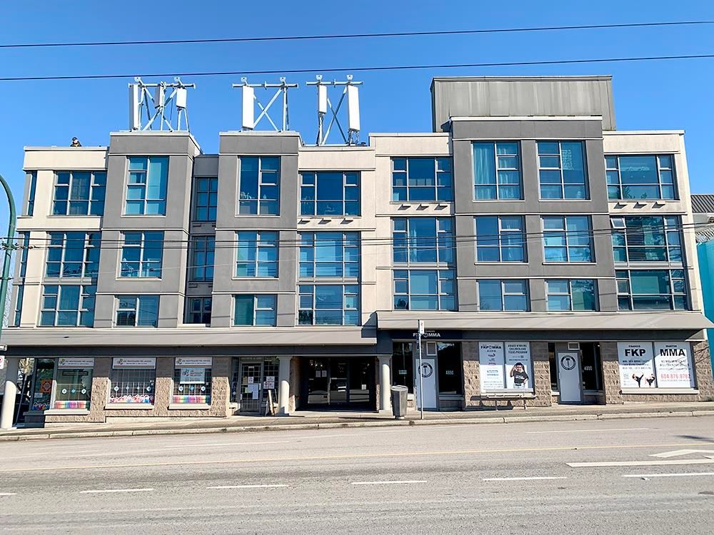 Listing Image 16