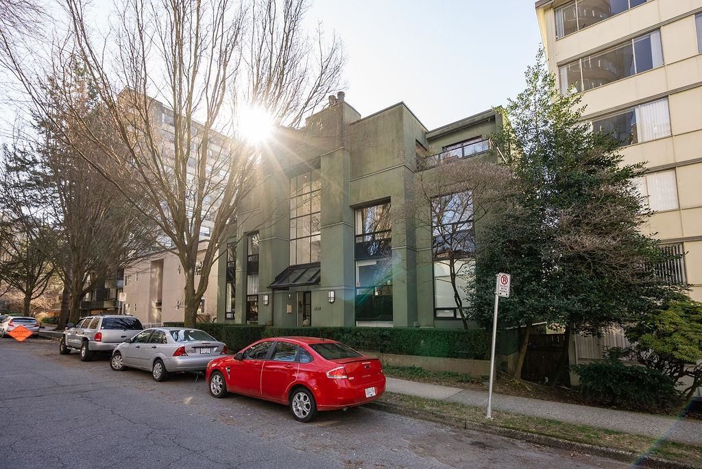 Listing Image 19