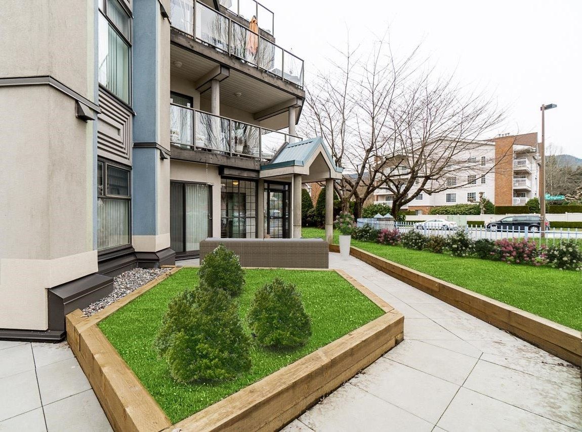 Listing Image 1