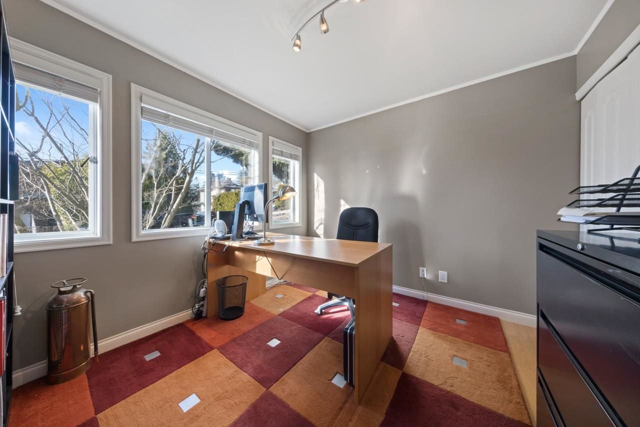 Listing Image 16