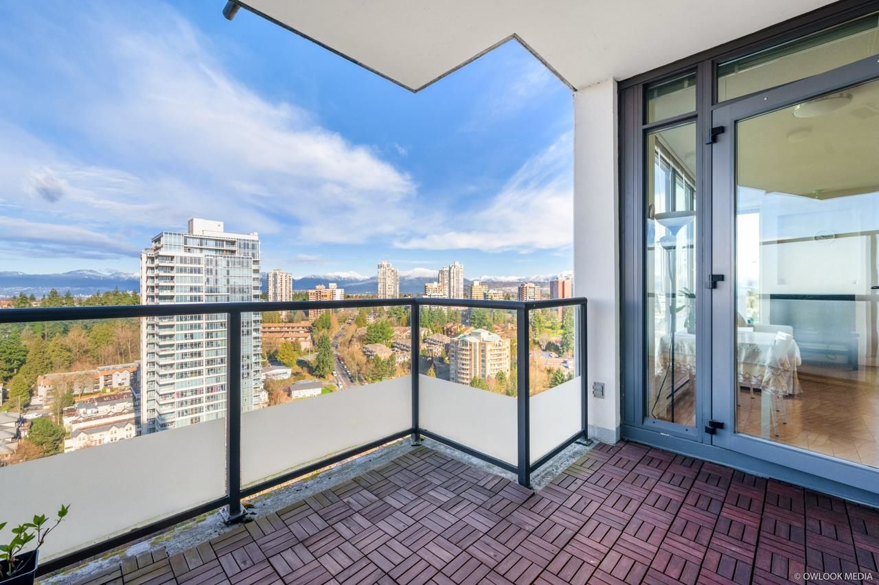 Listing Image 12