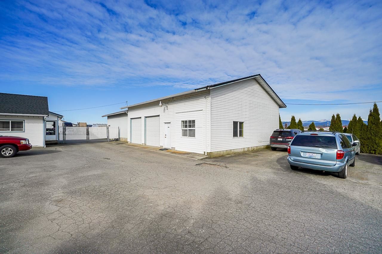 Listing Image 25