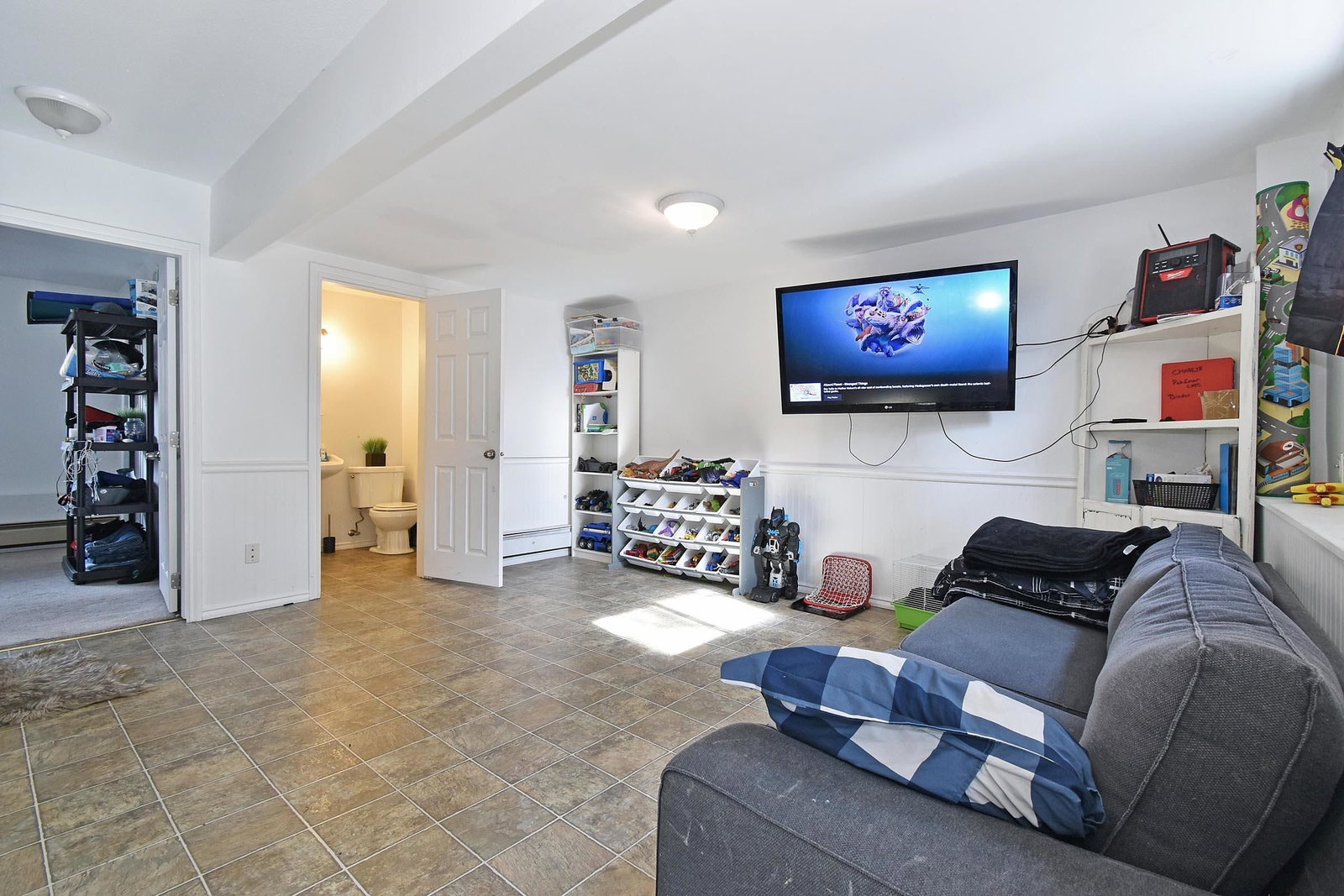 Listing Image 23
